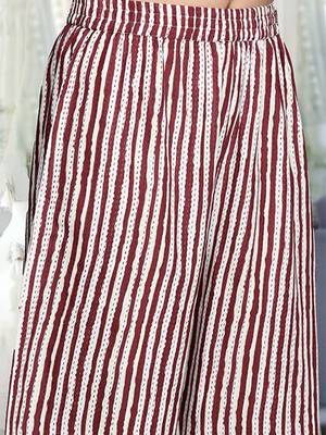 Women Printed Pleated Thread Work Pure Cotton Kurta with Palazzos & With Dupatta 3