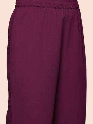 Women Regular Kurta with Trousers 3