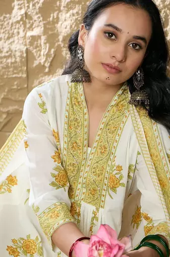 Women Floral Printed Pleated Pure Cotton Kurta with Trousers & Dupatta