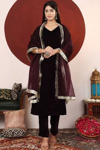 Gota Patti Lace Velvet Winter kurta with Trouser & Dupatta