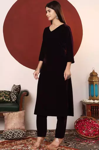 Gota Patti Lace Velvet Winter kurta with Trouser & Dupatta