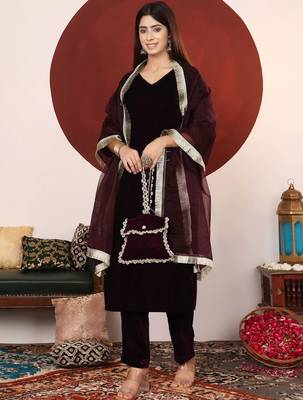 Gota Patti Lace Velvet Winter kurta with Trouser & Dupatta 6