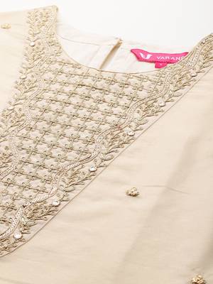 Ethnic Motifs Embroidered Sequinned Brocade Kurta With Trousers & Dupatta 2