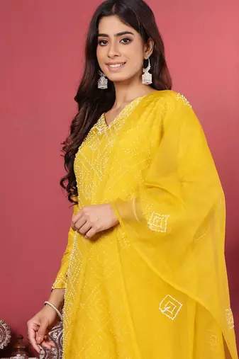 Geometric Embroidered Regular Thread Work Straight Kurta with Trousers & Dupatta