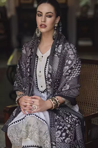 Cream-Coloured & Black Floral Embroidered Thread Work Linen Kurta Set