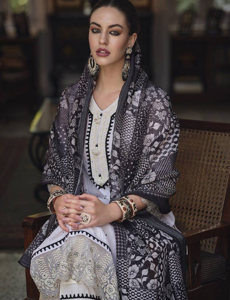 Cream-Coloured & Black Floral Embroidered Thread Work Linen Kurta Set