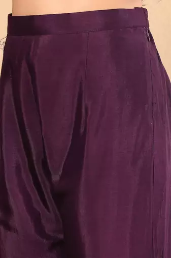 Floral Embroidered Regular Thread Work Straight Kurta with Trousers & Dupatta