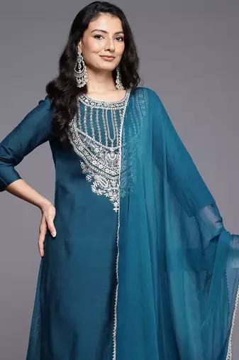 Ethnic Motifs Embroidered Zari Kurta With Trousers & Dupatta