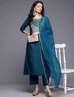 Ethnic Motifs Embroidered Zari Kurta With Trousers & Dupatta 8