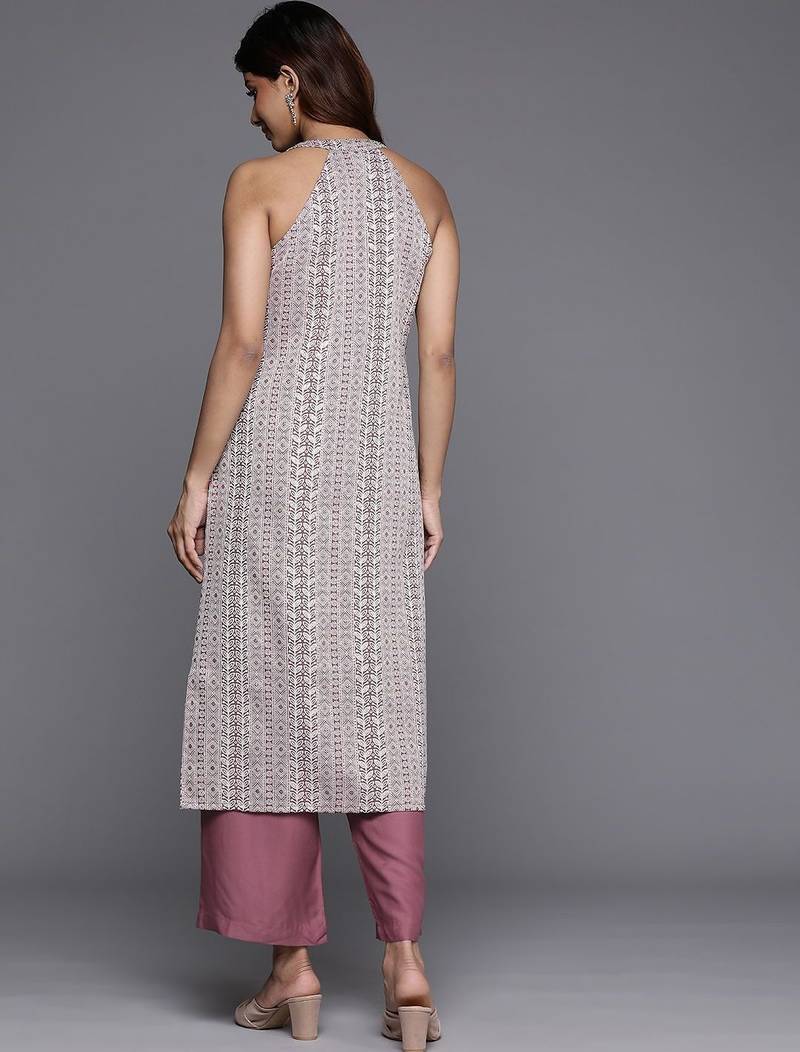 Ethnic Motifs Woven Design V-Neck Regular Kurta with Trousers