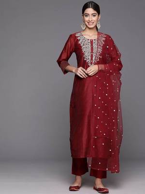 Floral Yoke Design Chanderi Silk Straight Kurta & Trousers With Dupatta 1