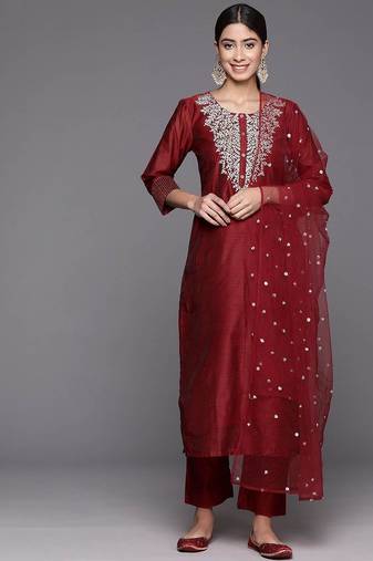 Floral Yoke Design Chanderi Silk Straight Kurta & Trousers With Dupatta