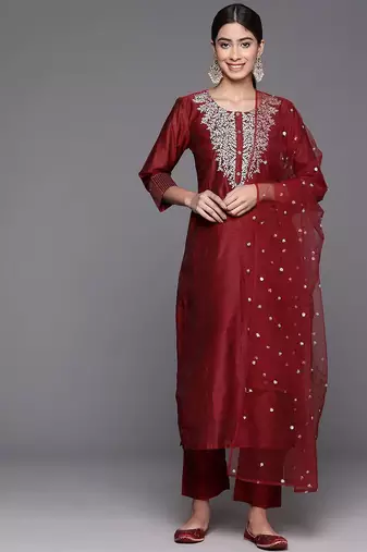 Floral Yoke Design Chanderi Silk Straight Kurta & Trousers With Dupatta