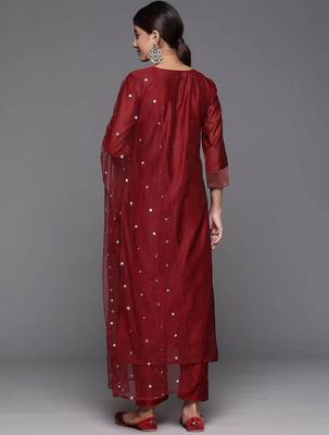 Floral Yoke Design Chanderi Silk Straight Kurta & Trousers With Dupatta 5