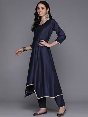 Women Empire Sequinned Kurta with Trousers & With Dupatta 5