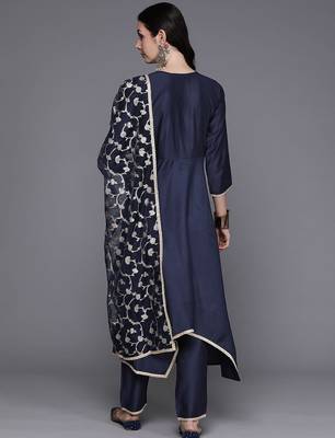 Women Empire Sequinned Kurta with Trousers & With Dupatta 6