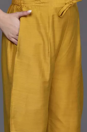 Floral Embroidered Chanderi Silk Kurta with Trousers & Dupatta