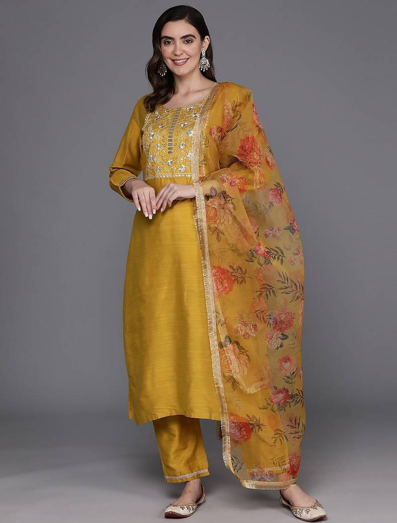Floral Embroidered Chanderi Silk Kurta with Trousers & Dupatta