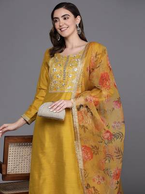 Floral Embroidered Chanderi Silk Kurta with Trousers & Dupatta 9