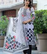 Geometric Printed Straight Kurta With Trousers & Dupatta