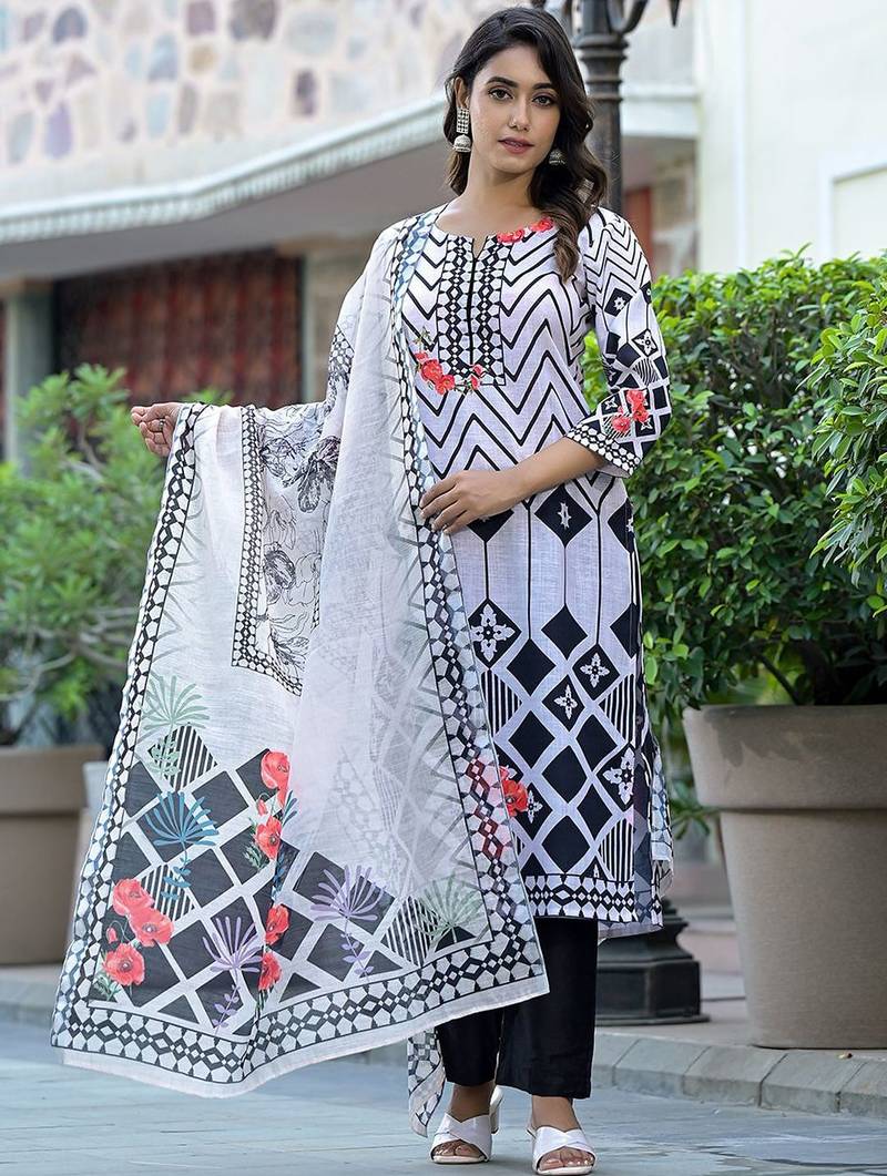 Geometric Printed Straight Kurta With Trousers & Dupatta