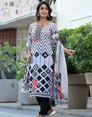 Geometric Printed Straight Kurta With Trousers & Dupatta 4