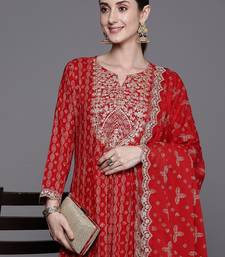 Ethnic Motifs Printed Regular Sequinned Kurta With Trousers & Dupatta