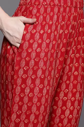 Ethnic Motifs Printed Regular Sequinned Kurta With Trousers & Dupatta