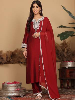 Women Floral Embroidered Regular Kurta with Trousers & Dupatta 1