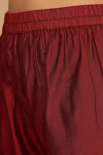 Women Floral Embroidered Regular Kurta with Trousers & Dupatta