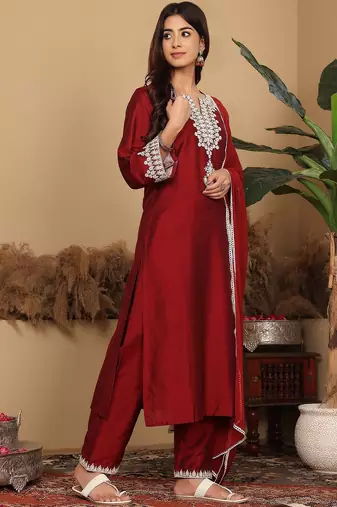 Women Floral Embroidered Regular Kurta with Trousers & Dupatta