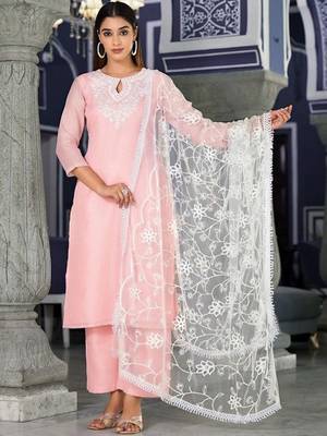 Floral Thread Zari Embroidered Straight Kurta & Trousers With Dupatta 1