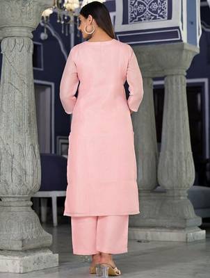 Floral Thread Zari Embroidered Straight Kurta & Trousers With Dupatta 5