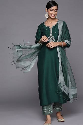 Ethnic Motifs Yoke Design Sequinned Straight Kurta With Trousers & Dupatta