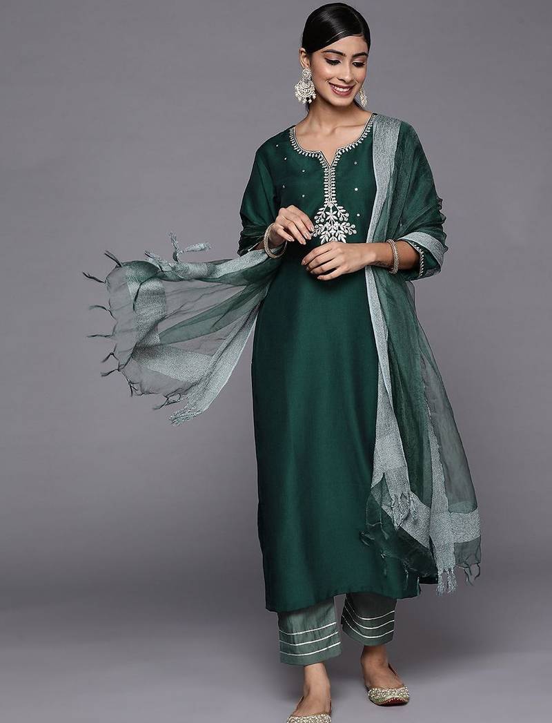 Ethnic Motifs Yoke Design Sequinned Straight Kurta With Trousers & Dupatta