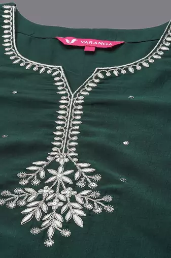Ethnic Motifs Yoke Design Sequinned Straight Kurta With Trousers & Dupatta