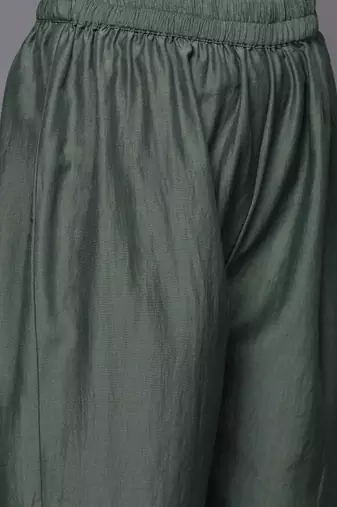 Ethnic Motifs Yoke Design Sequinned Straight Kurta With Trousers & Dupatta