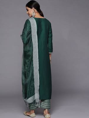 Ethnic Motifs Yoke Design Sequinned Straight Kurta With Trousers & Dupatta 6
