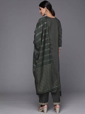 Women Green Yoke Design Sequinned Kurta with Trousers & With Dupatta 6