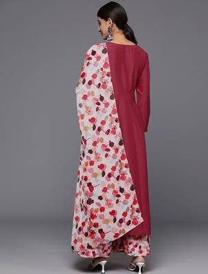 V-Neck Anarkali Kurta with Trousers & Dupatta 5