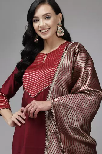Women Yoke Design Kurta with Palazzos & With Dupatta