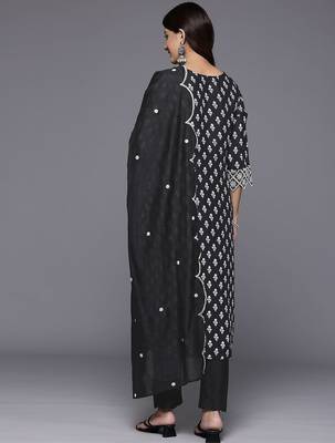 Floral Printed Thread Work Pure Silk Kurta With Trousers & Dupatta 6