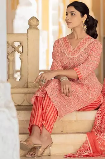 Ethnic Motifs Printed Regular Mirror Work Kurta with Trousers & With Dupatta
