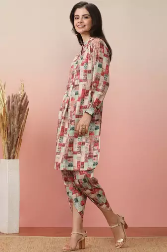 Geometric Printed Kurta With Dhoti Pant
