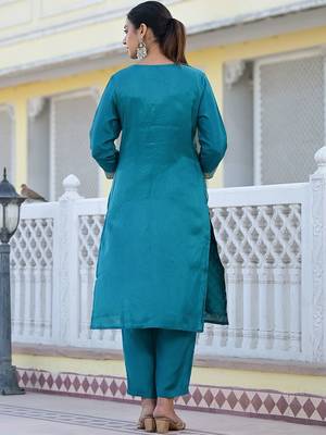 Floral Regular Pure Silk Kurta with Trouser & Dupatta 4
