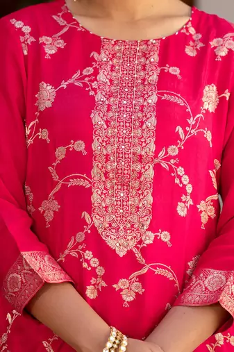 Regular Chanderi Silk Kurta with Trouser & Dupatta