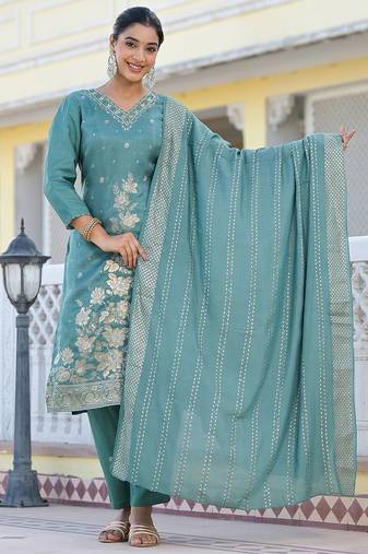 Floral Embroidered Regular Woven Design Pure Silk Kurta with Trouser & Dupatta