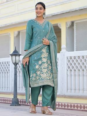 Floral Embroidered Regular Woven Design Pure Silk Kurta with Trouser & Dupatta 3