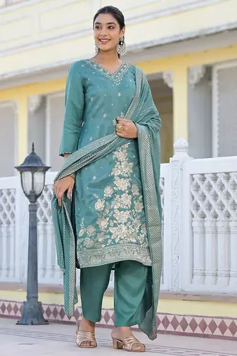 Floral Embroidered Regular Woven Design Pure Silk Kurta with Trouser & Dupatta