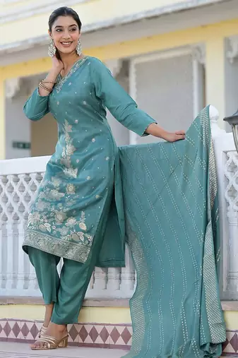 Floral Embroidered Regular Woven Design Pure Silk Kurta with Trouser & Dupatta
